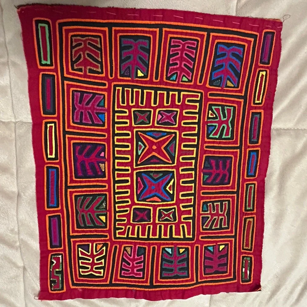 Vintage Kuna Mola Handsewn Reverse Applique Fabric Art